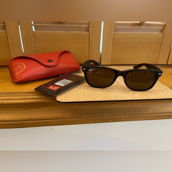 Rayban Wayfarer Classic Matte Brown Tortoise POLARIZED RB2132 - Picture 7 of 14